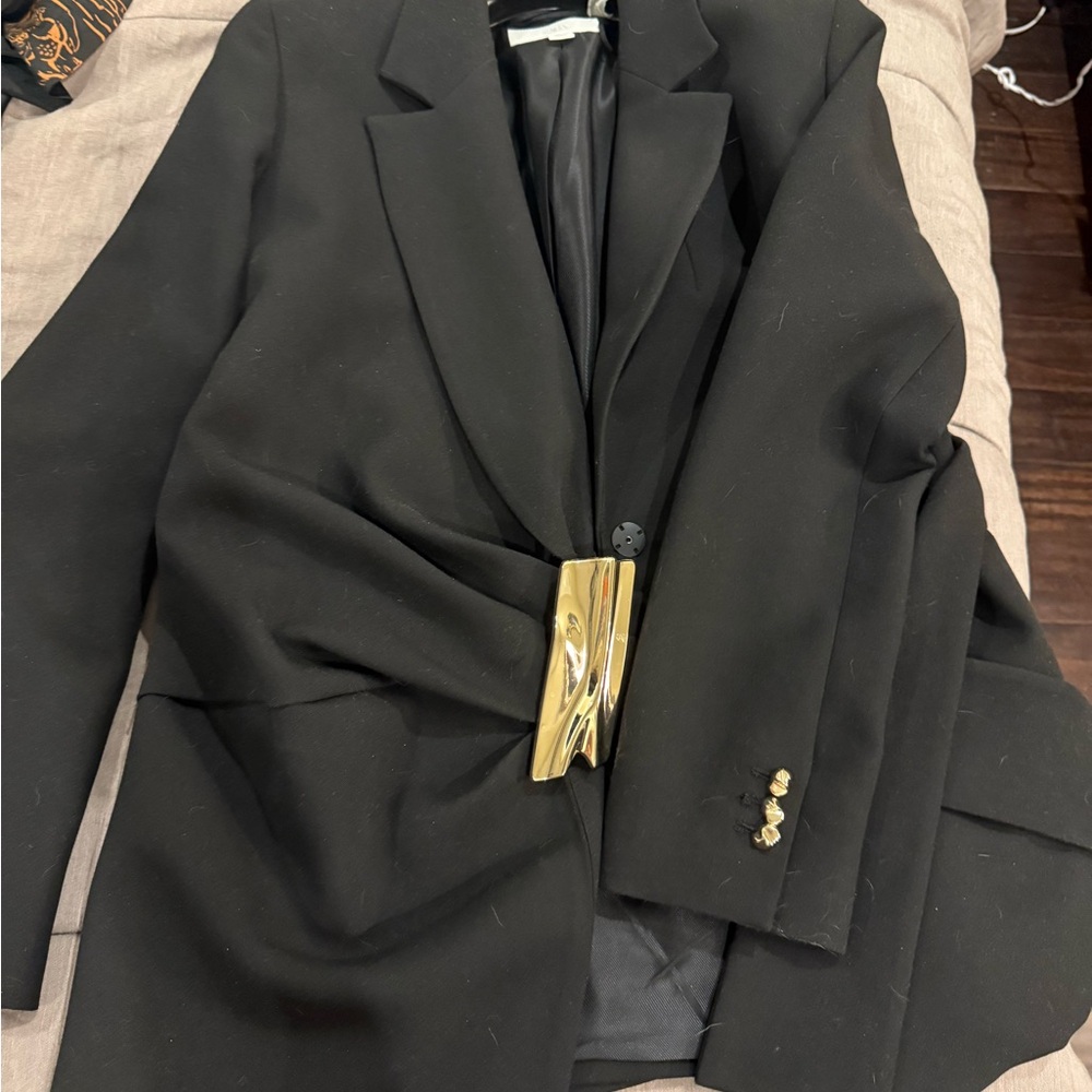 Zara Elegant Black Blazer with Gold Accent